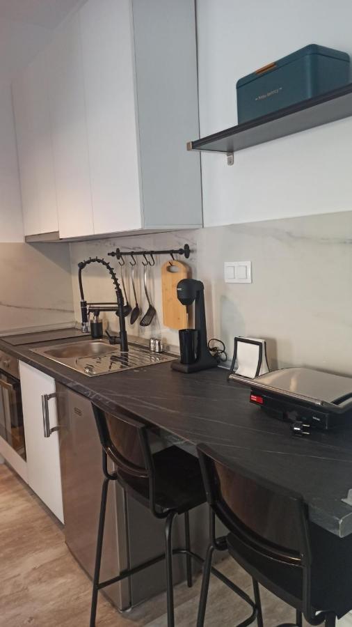 Down Town Luxurious Apartments Александруполис Екстериор снимка