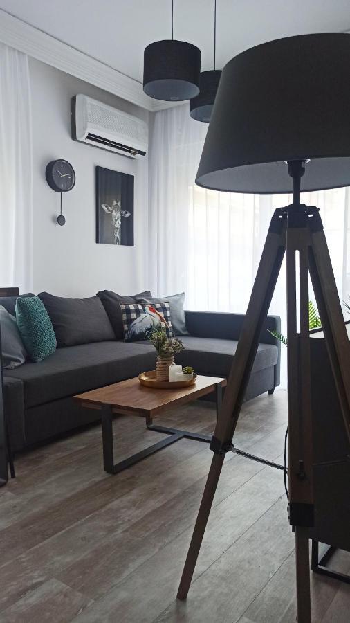 Down Town Luxurious Apartments Александруполис Екстериор снимка